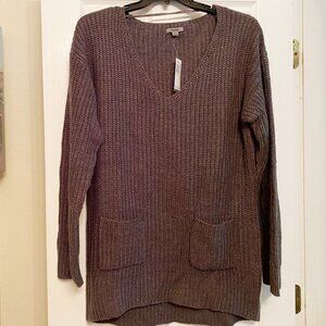 New Premise Gray Rib-Knit V-neck Sweater